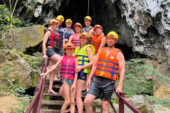Paradise Cave & Dark Cave All-Inclusive 1-Day - Who should book this experience?