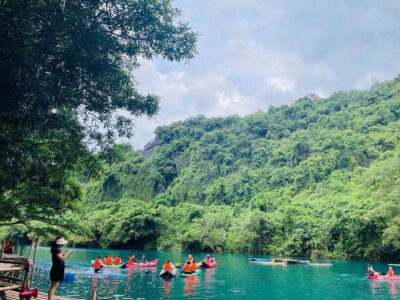 Cave Exploration and Zipline Dark Cave Tour