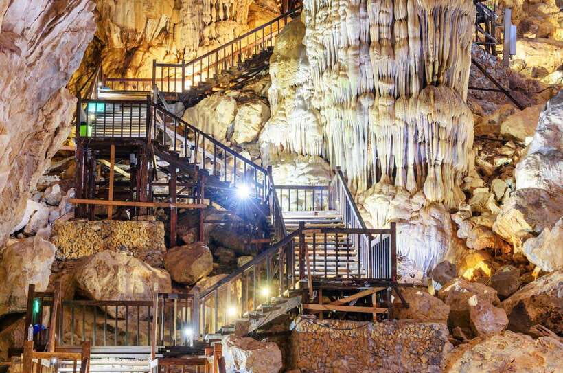 Phong Nha Cave & Paradise Cave: Guided Tour Boat & Explore - Why visiting both caves makes sense