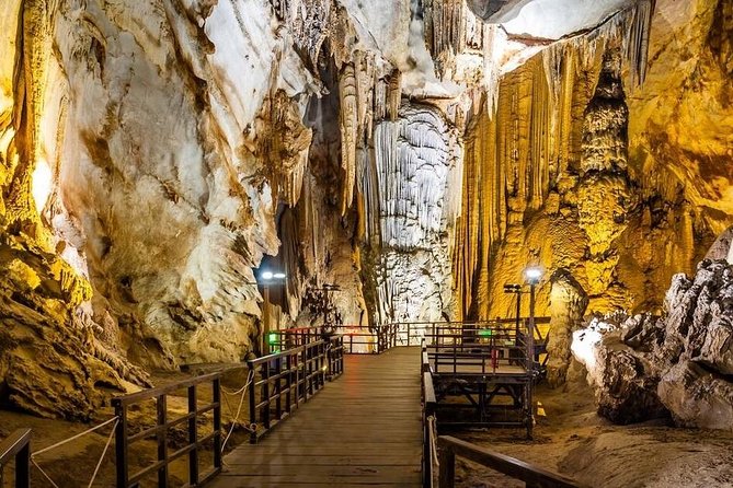 Phong Nha Cave - Paradise Cave Small Group Tour: All Inclusive - The early pickup from Dong Hoi