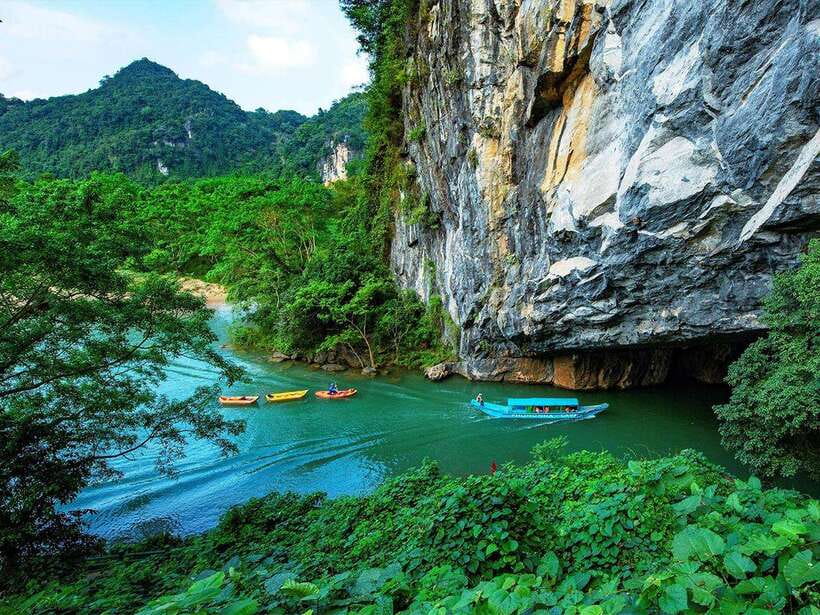 Phong Nha/Dong Hoi: Phong Nha Cave and Paradise Cave Tour - The morning ride from Dong Hoi or Phong Nha