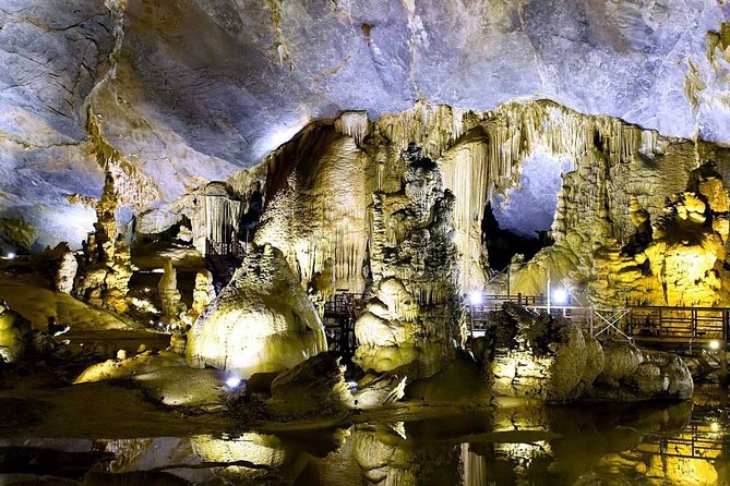 Phong Nha & Paradise Cave - 1 Day All Inclusive - Phong Nha Cave by traditional dragon boat