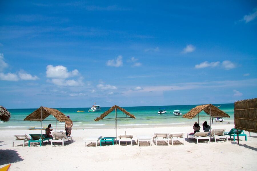 Phu Quoc Land 1: Southern Tour & Sao Beach - Sunset Town, Kiss Bridge, and the Clock Tower