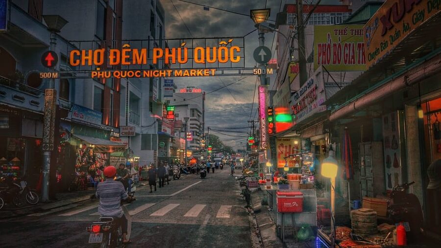 Phu Quoc: Street Food Tour - Moving around by local tuk-tuk