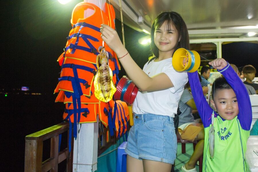 Phu Quoc Sunset and Night Squid Fishing with Dinner - Key points to know before you book