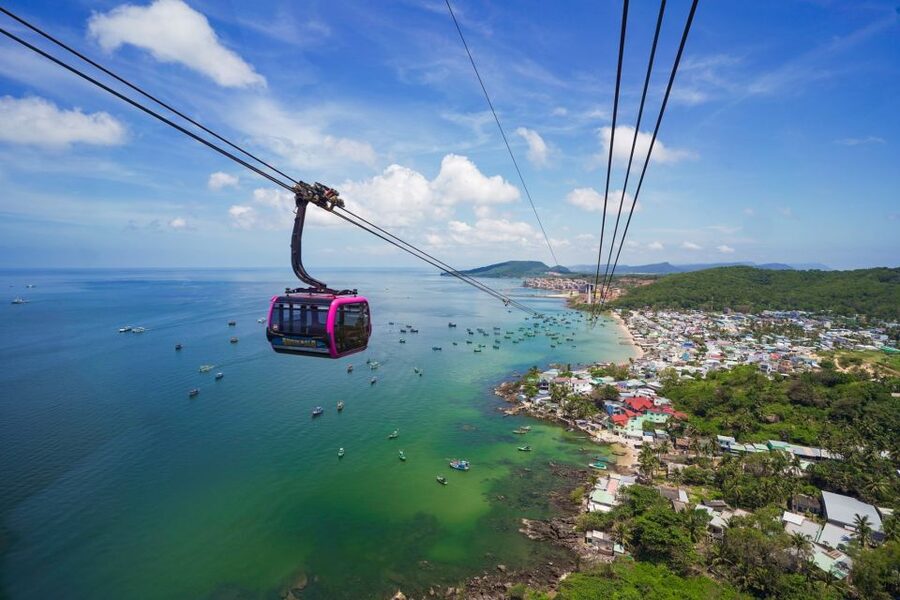 Phu Quoc: Sunworld Hon Thom Nature Park Entry Ticket - The cable car from An Thoi to Hon Thom