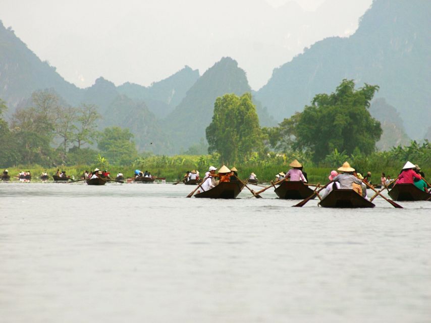 Private Car/Bus Renting Hanoi - Ninh Binh - Halong - Sapa... - Should you book it?