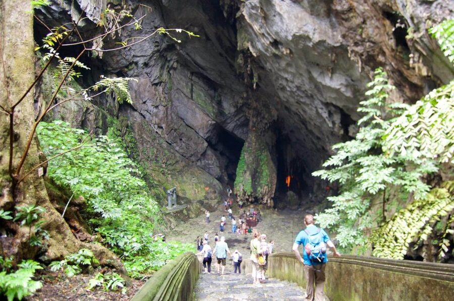 Private Car/Bus Renting Hanoi - Ninh Binh - Halong - Sapa... - What the private format changes