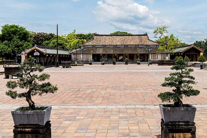Private Full-Day Tour of Hue from Da Nang or Hoi An City - Lunch, water, and the value of a private day