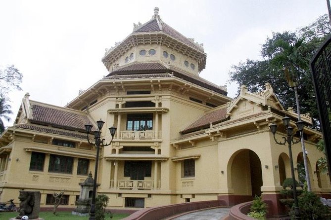 (Private) Hanoi French Quarter walking Tour - St. Joseph’s Cathedral and French colonial style