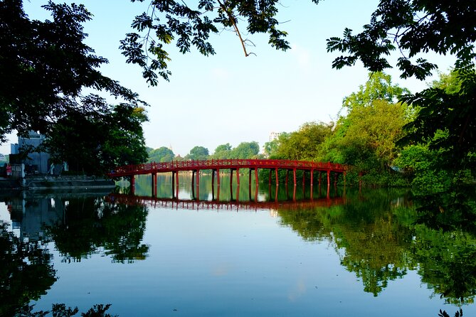 Private Hanoi Half-Day Tour: Train Street and Must Visit Places - Ba Dinh Square and the Ho Chi Minh Mausoleum
