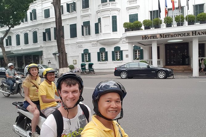 Private Hanoi Motorbike Sightseeing and Food Tour - Flag Tower, B-52 Lake, and wartime memory