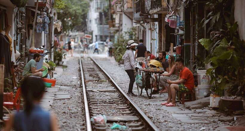 Private Hanoi Walking Tour with visit Train Street - Ta Hien Street, where Hanoi goes out at night