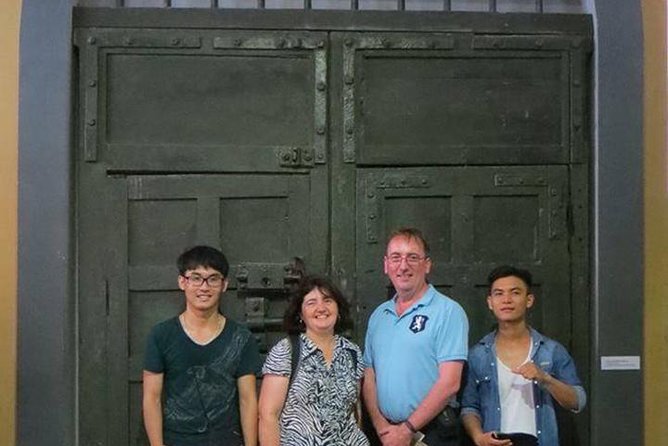 (Private) Hanoi War Sites Tour - The optional tire-sandal workshop