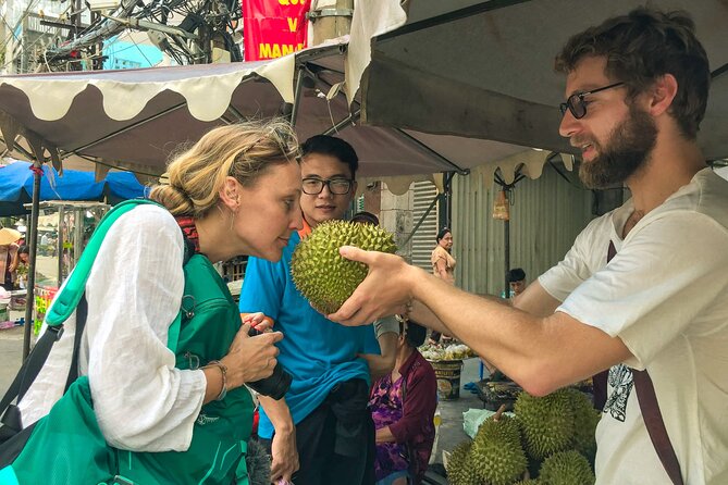 Private Local Food 4-hour Scooter Tour in Ho Chi Minh City - Eat banh xeo at Bánh Xèo Ngọc Sơn