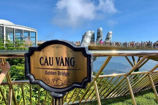Private luxury Ba Na Hills & Hoi An Walking Tour, Night Market - Hoi An Night Market and Lantern Hour