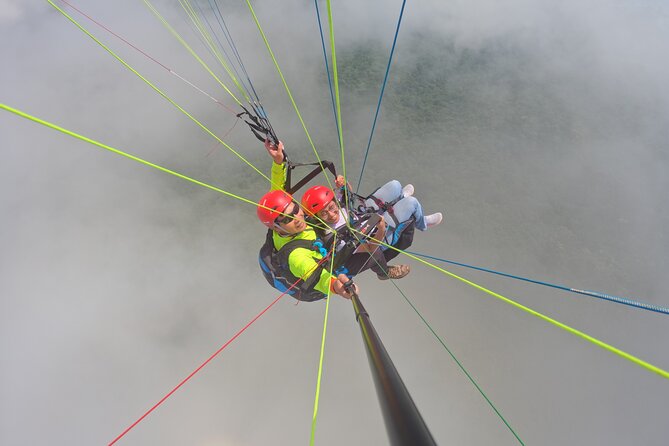 Private Paragliding Experience in Da Nang - The safety briefing and equipment check