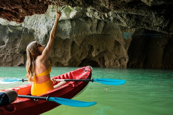 PRIVATE TOUR HALONG BAY ONE DAY with Cave, Kayaking, Bamboo Boat - Exploring Thien Cung Cave