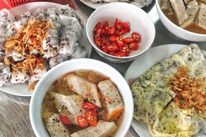 Private Tour: Hanoi Street Foods - Train Street - Hidden Gems - Train Street and the railway-side neighborhood