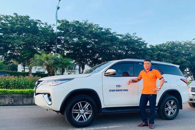 Private Transfer Between Hanoi Airport (han) And Hanoi City Center - What happens when you land
