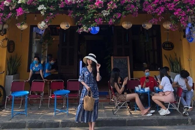 Private Transfer from Danang to Hoi An by Private Car - Wi-Fi, charging, and the practical details