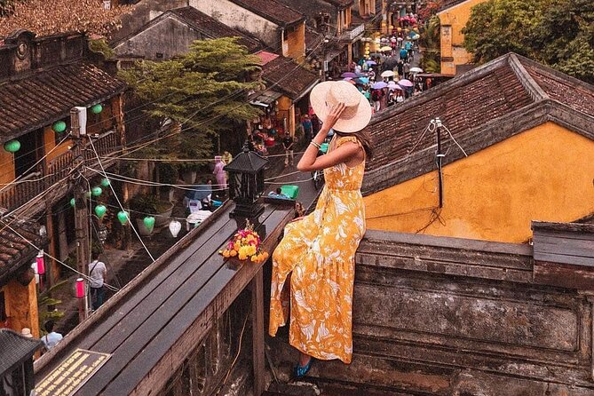 Private Transfer from Danang to Hoi An by Private Car - From Da Nang Airport to the waiting car