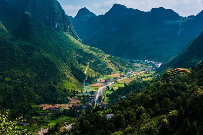 Private Transfers Ha Giang <=> Sapa One Way (Free Hotel Pickup) - Is this a sightseeing trip or simply a transfer?
