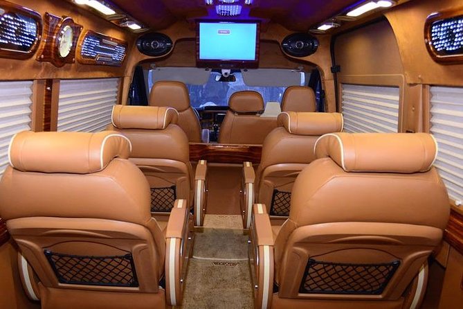 Private Transfers Hanoi <=> Halong One Way by Limousine Vehicles - Arrival at Halong harbor or hotel