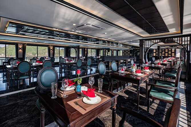 RITA CRUISE - LUXURY 5 STAR CRUISE in HALONG BAY from HANOI - Dinner, evening atmosphere, and the overnight stay