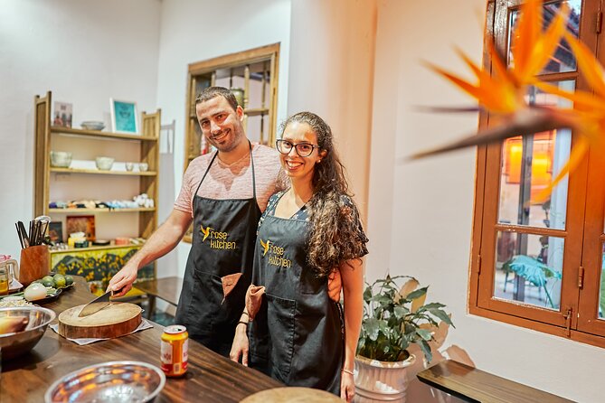 Rose Kitchen Hanoi: Market, Cooking & Culture Tour + Free PickUp - Choosing between a private and shared class