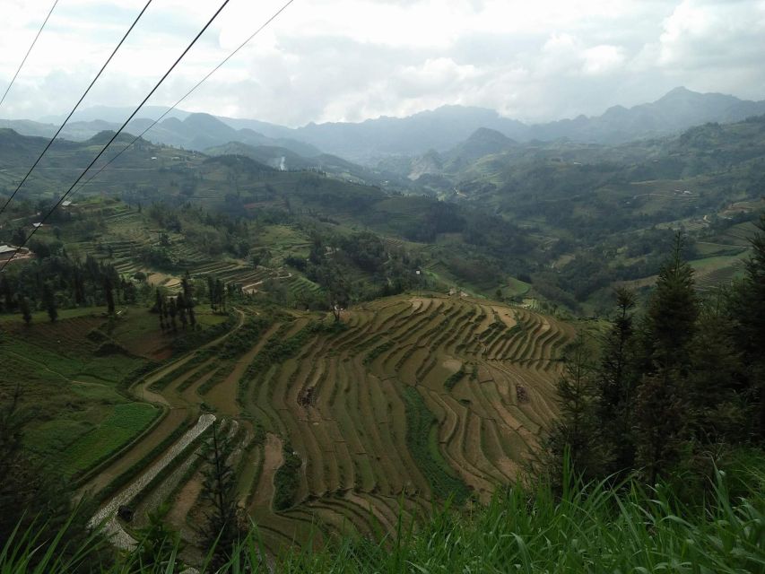 Sa Pa: 2-Day Trekking Trip with Ethnic Minority Homestay - Day two: bamboo forest, waterfall, and the Muong Hoa River