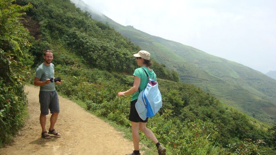 Sa Pa: 6-Hours Muong Hoa Valley Trek with Local Ethnic guide - Hmong crafts: indigo, batik, and hemp