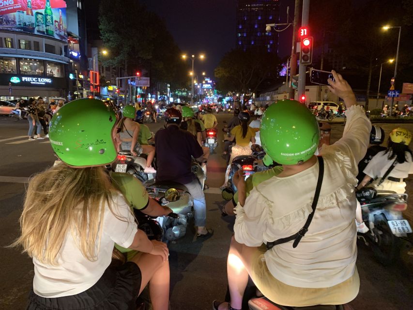 Saigon: Day-Night Sights & Local Food Tour l Female Option - Key points at a glance