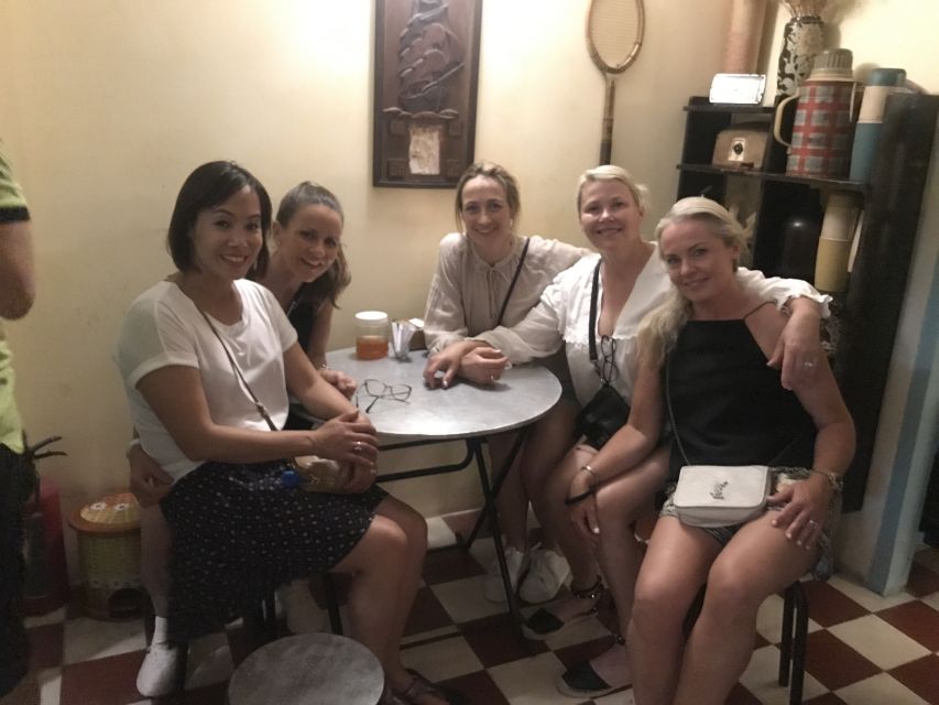 Saigon: Day-Night Sights & Local Food Tour l Female Option - Ho Thi Ky Flower Market after dark