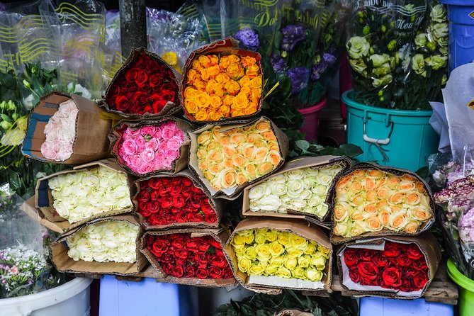 Saigon Evening Food Tour by Scooter - More districts, more street food