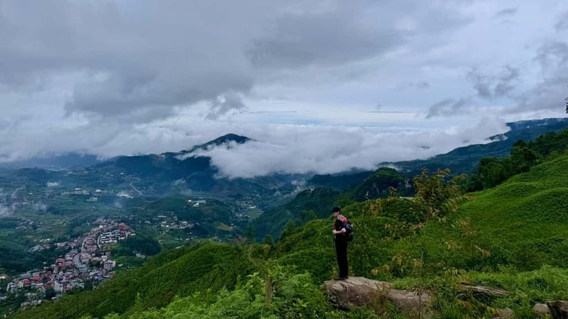 Sapa 2-Day Trekking Tour – Explore Villages & Scenic Trails - Day 1: Leaving Sapa for Y Linh Ho and Lao Chai