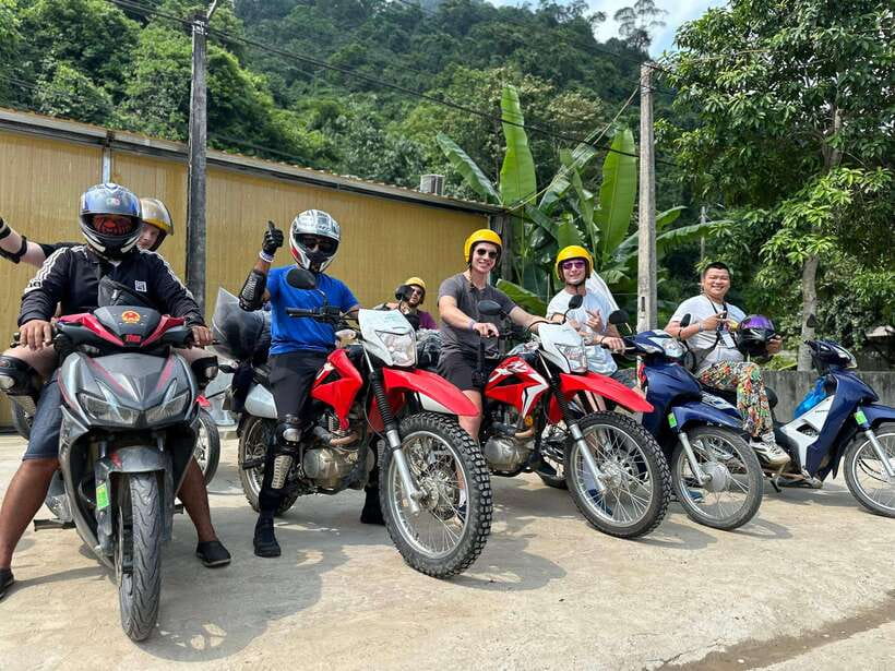 Sapa: 3-Day Ha Giang Loop Motorbike Tour - Day two: Dong Van, Ma Pi Leng, and Du Gia