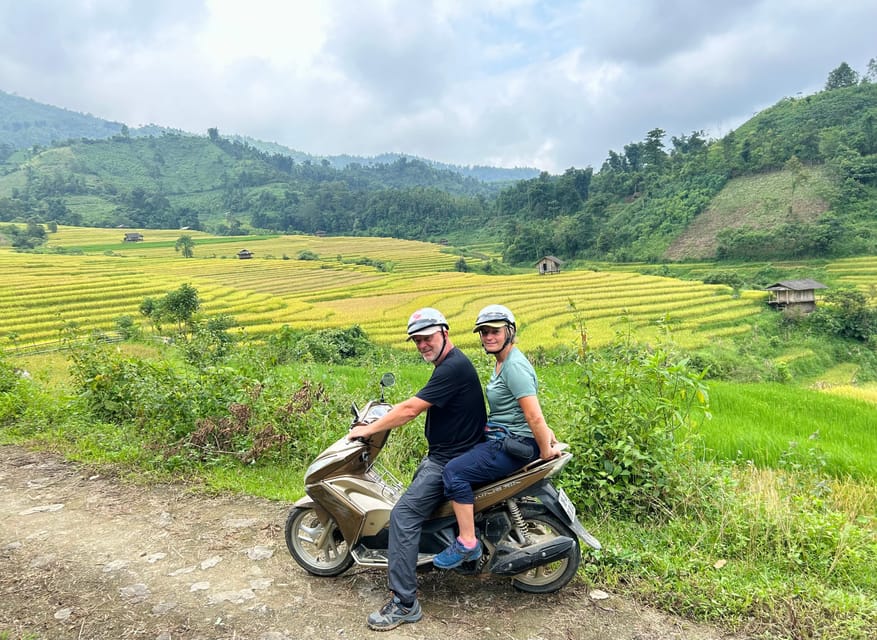 Sapa: Motorbike Tour 1 Day Visit Waterfalls & Local Villages - O Quy Ho Pass and the road into the mountains