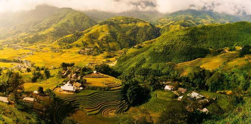 Sapa: Muong Hoa Mountain Views and Villages Trek with Lunch - The guide can make or break the morning pickup