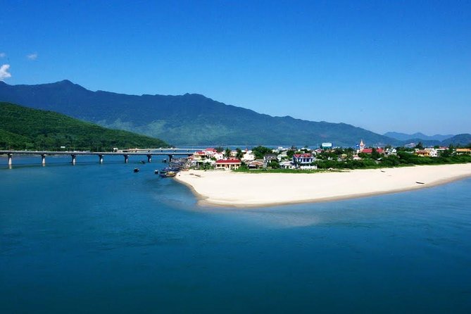 Scenic Transfer: Hoi An/Da Nang to Hue + 5 Attractions - Hai Van Pass turns the road into an attraction