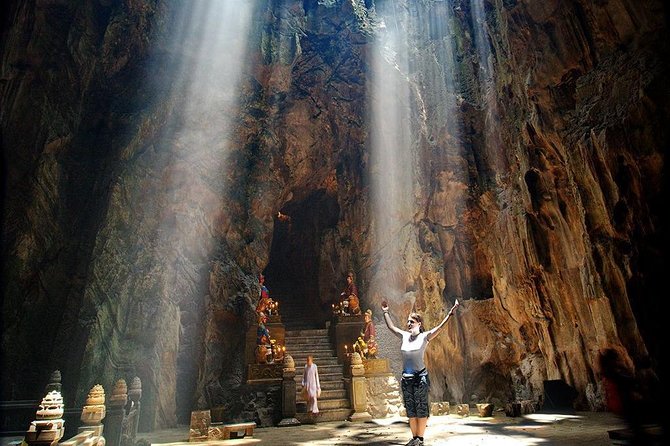 Scenic Transfer: Hoi An/Da Nang to Hue + 5 Attractions - Son Tra Peninsula adds coast, monkeys, and a giant statue