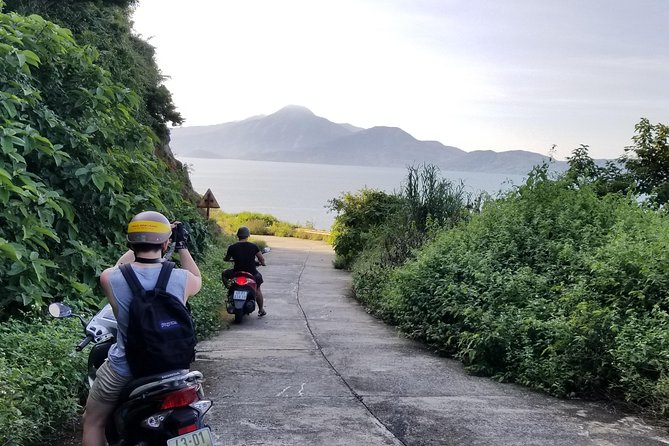 Scooter Adventure on Monkey Mountain - Why Son Tra works so well by scooter