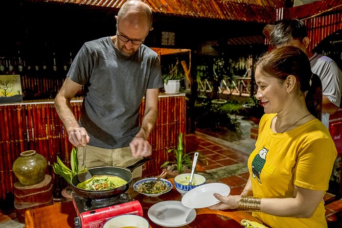 Small-group 2-Day Mekong Delta: Floating market, Cooking Class... - Cai Be, village food, and the ride home
