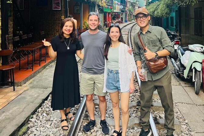 Small Group Half-day Hanoi City Tour with Train Street Visit (4h) - Guides can shape the quality of the morning