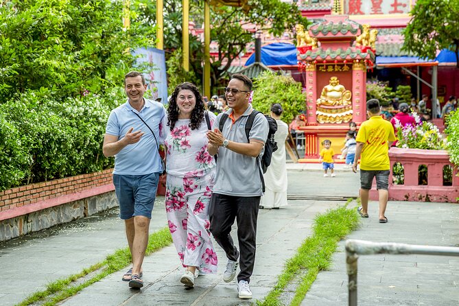 Small-group Saigon City Tour: 4-Hour Must-see Iconic Landmarks - Ben Thanh Market brings the city back to everyday life