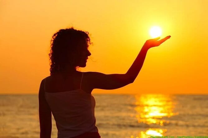 Sunset Tour in Lan Ha Bay | 4-star Daiichi Cruise - Getting from Cat Ba town to Cai Beo Wharf