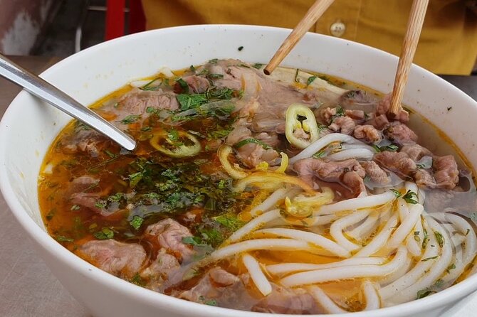 Super Niche Walking Street Food Tour in Ho Chi Minh City - Ho Thi Ky Flower Market brings a different kind of energy