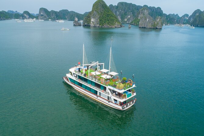 Sweetness Cruise Ha Long Bay: Caves, Kayaking, Swimming & Lunch - Sung Sot Cave and its huge chambers