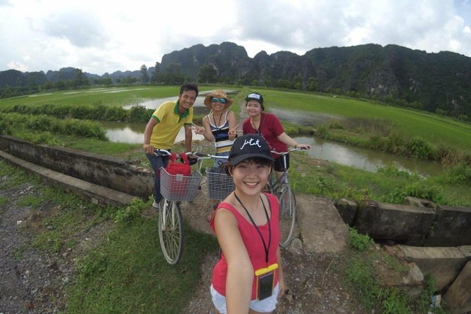 Tam Coc Ninh Binh - Hoa Lu - Deluxe Daily group Tour - Why Tam Coc makes this day trip worthwhile