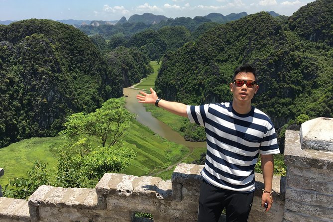 Tam Coc Ninh Binh - Hoa Lu - Deluxe Daily group Tour - Leaving Hanoi between 7:10 and 7:30